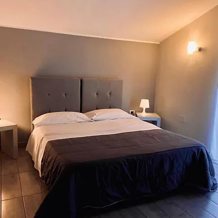 Victoria Hotel 3*